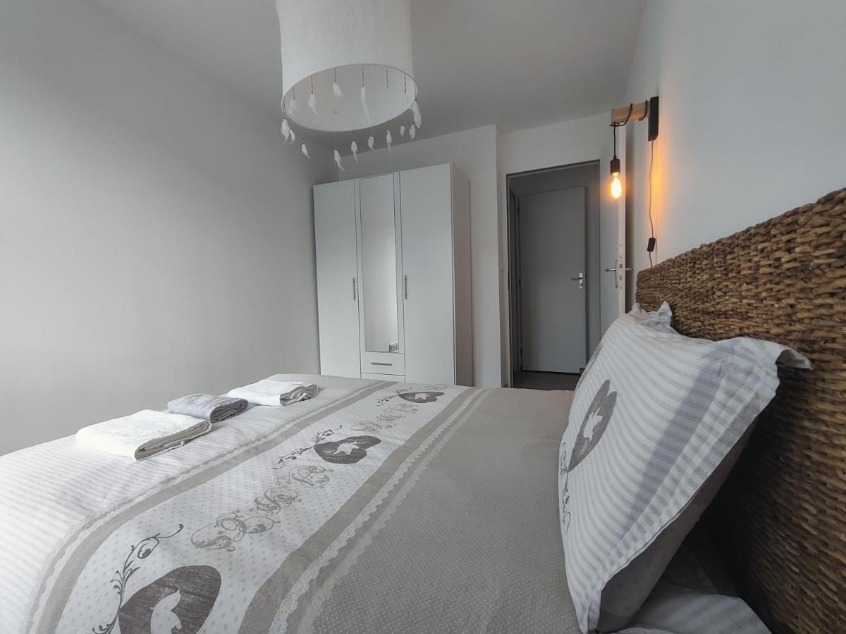 Appartement T3 Plume Hyper Centre D'Ernée Exteriér fotografie